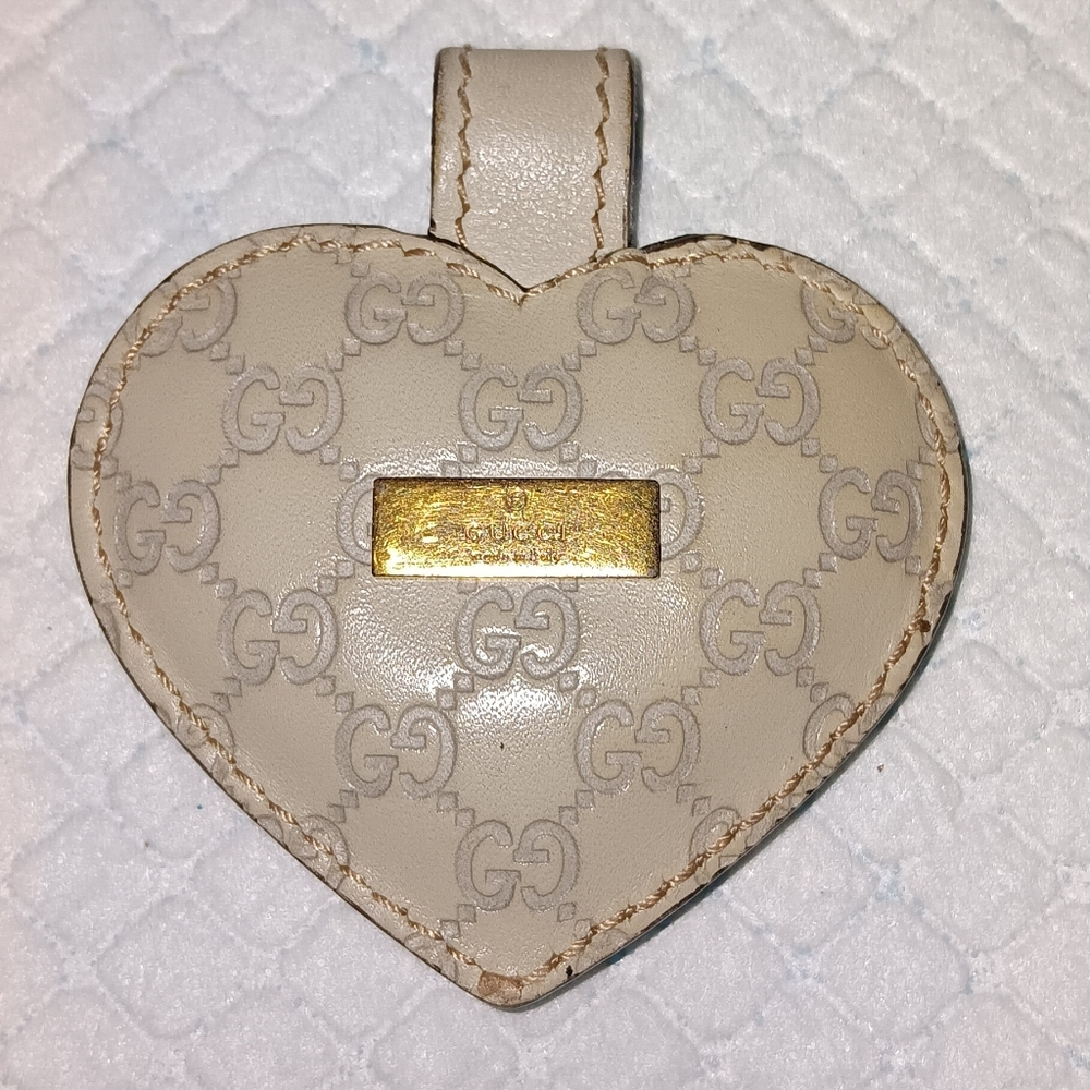 Gucci GG Monogram Heart Keychain Missing Ring